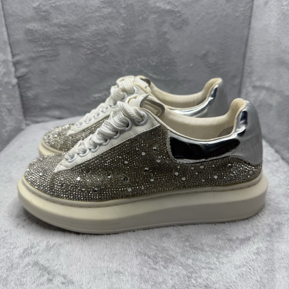 Steve Madden Glimmer-R Women's Size 6 Sneakers Silver/White Rhinestone Glitter